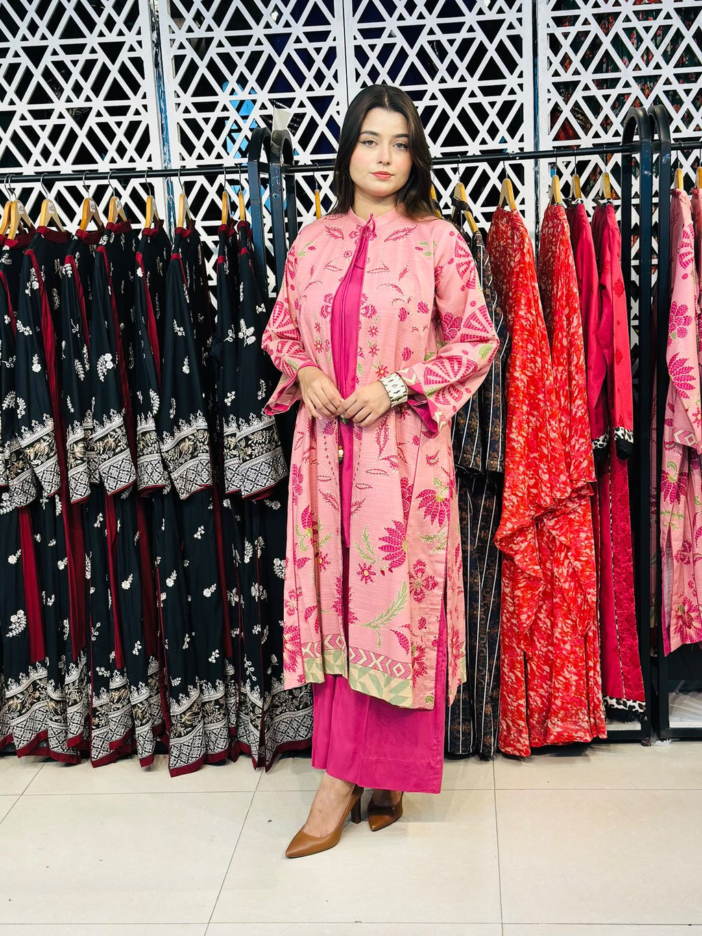 2 Pcs Printed gown + shocking pink contrast - love this combo