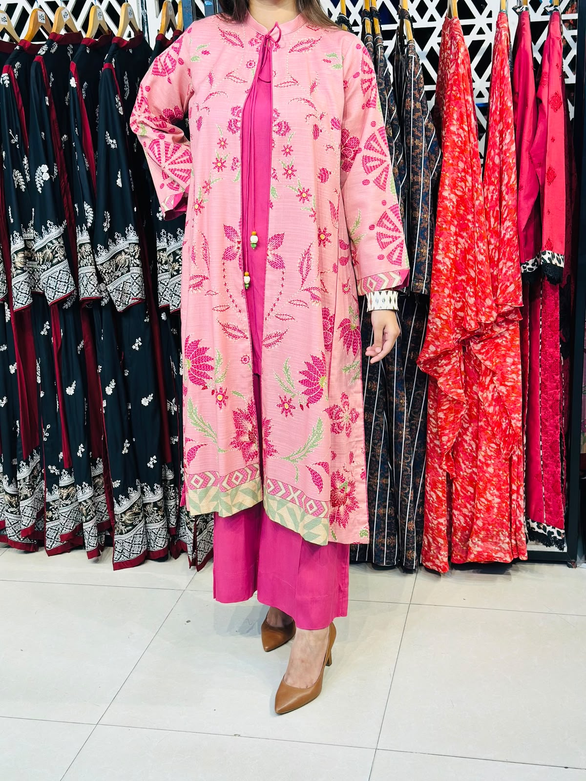 2 Pcs Printed gown + shocking pink contrast - love this combo