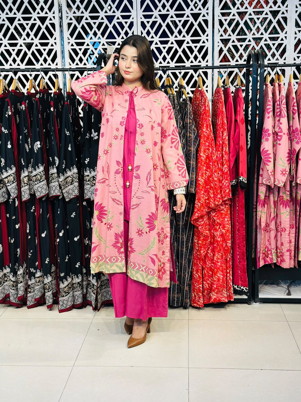 2 Pcs Printed gown + shocking pink contrast - love this combo