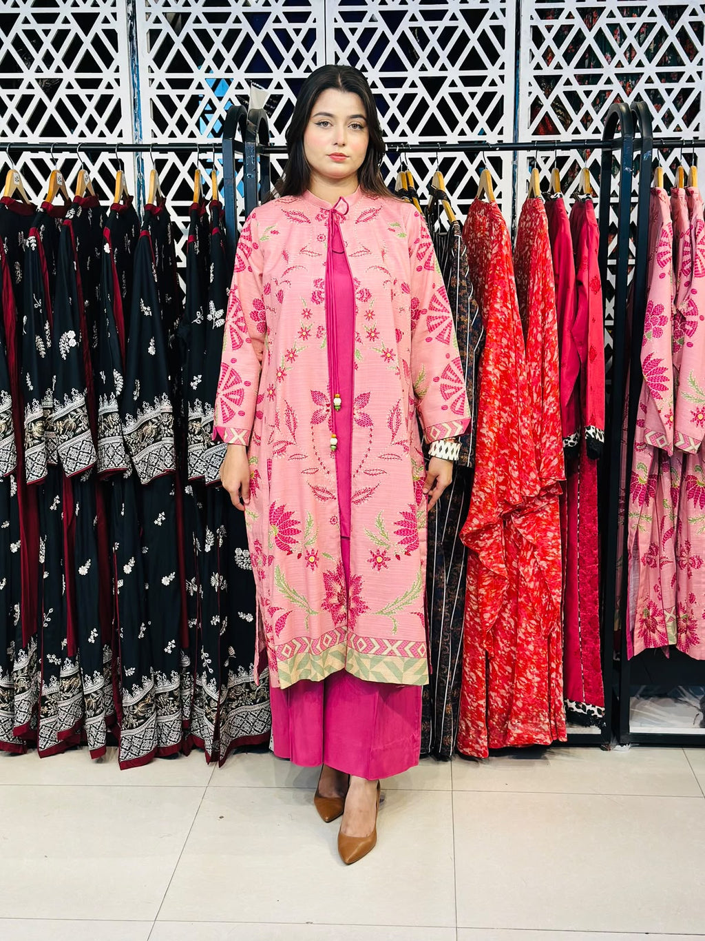 2 Pcs Printed gown + shocking pink contrast - love this combo