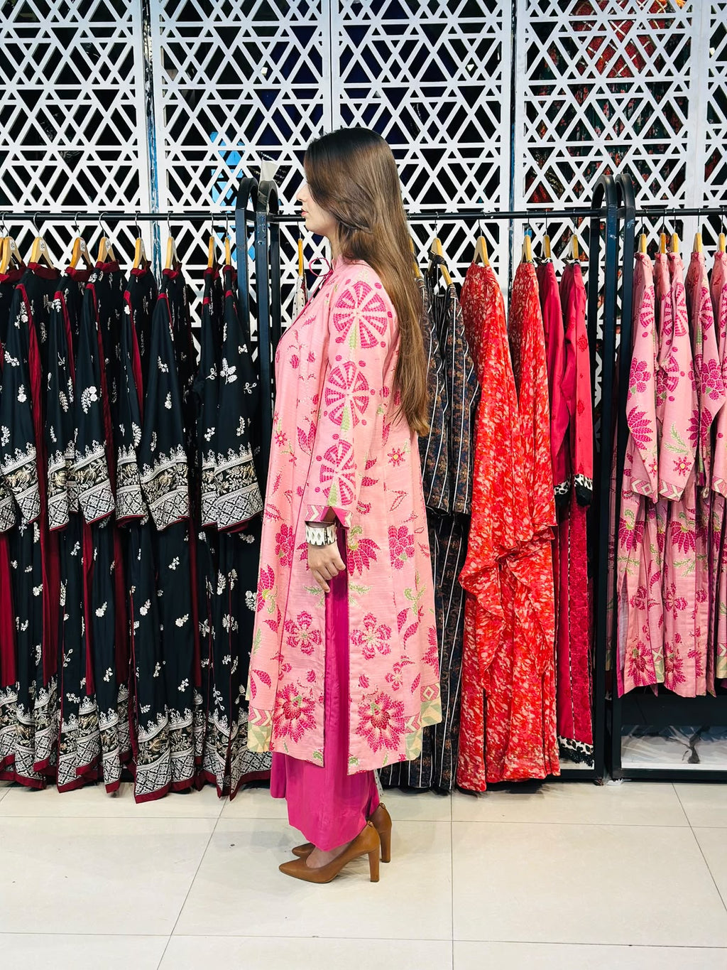 2 Pcs Printed gown + shocking pink contrast - love this combo