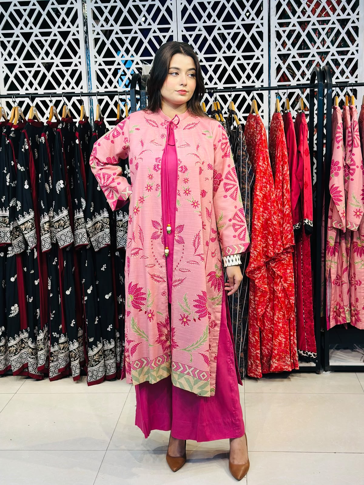 2 Pcs Printed gown + shocking pink contrast - love this combo