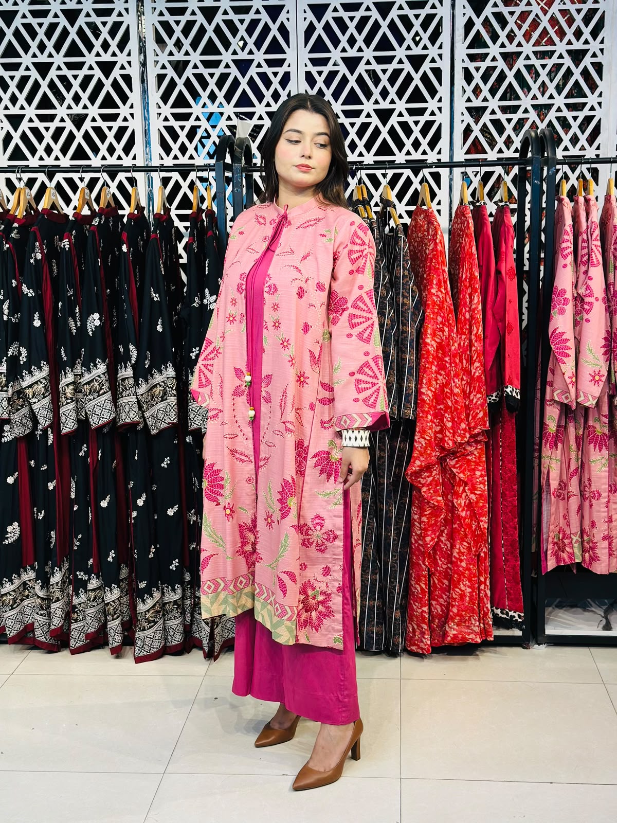 2 Pcs Printed gown + shocking pink contrast - love this combo
